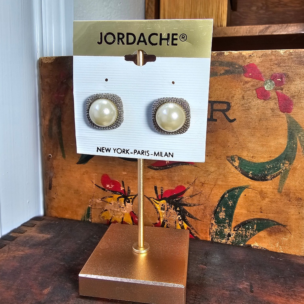 Jordache Earrings Women OS Cream Faux Pearl Studs Textured Silver Tone Border